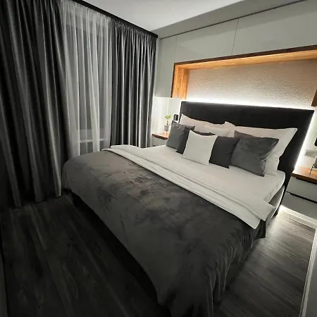 Piccoladuo V Banskej Bystrici Apartamento